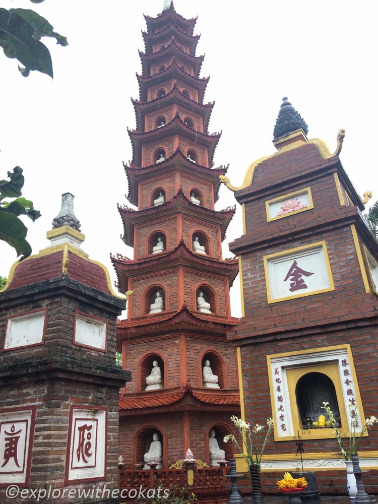 Temples in vietnam