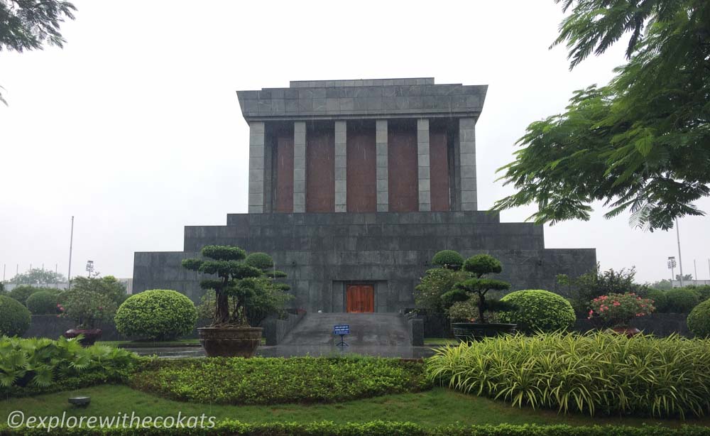 Ho Chi Minh Mausoleum; 2 days in Hanoi