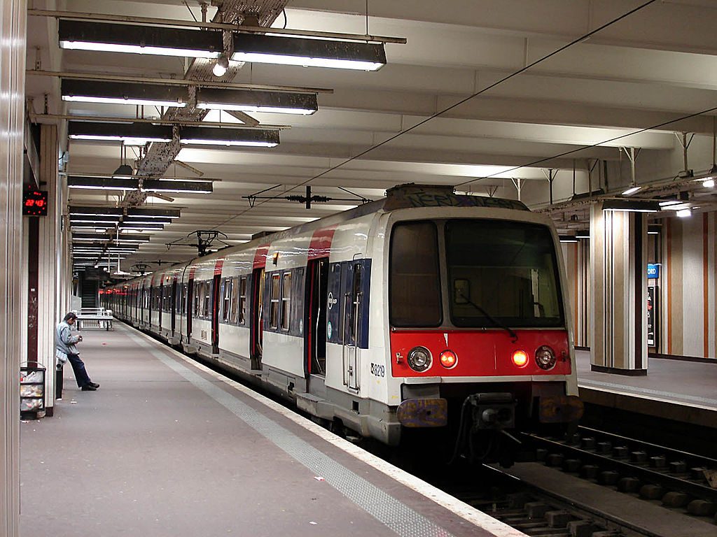 RER trains is one of the Paris highlights to get to the city from Airport