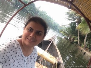 Selfie at backwaters: capturing memories