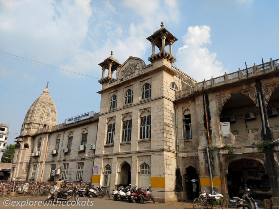 Khanderao market- Places to visit in Vadodara