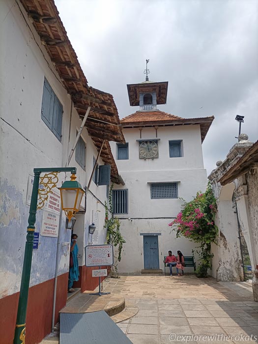 Clock tower and Jew street leading to Pardesi synagogue