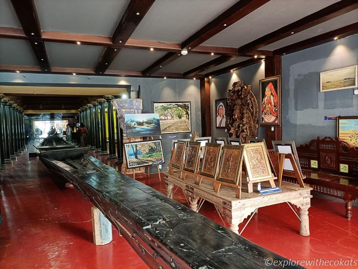 Longest canoe boat on display in Jew Town