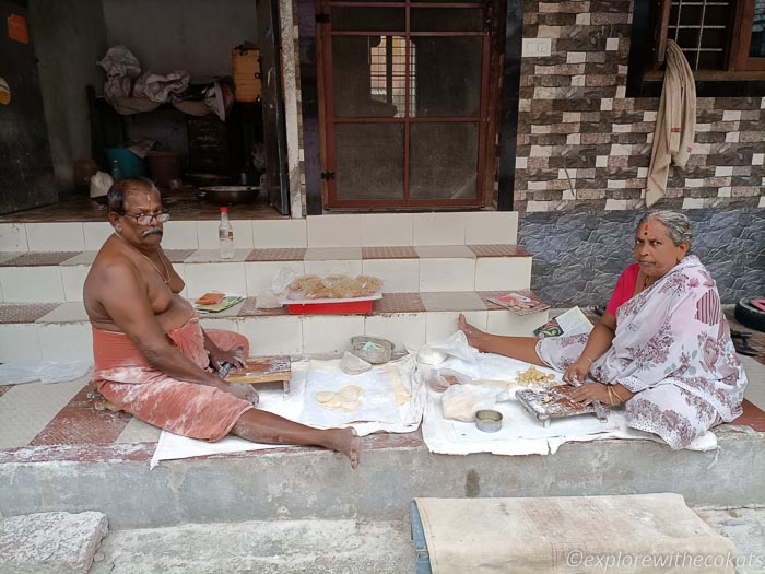 Walking tour around Palace road, Mattancherry