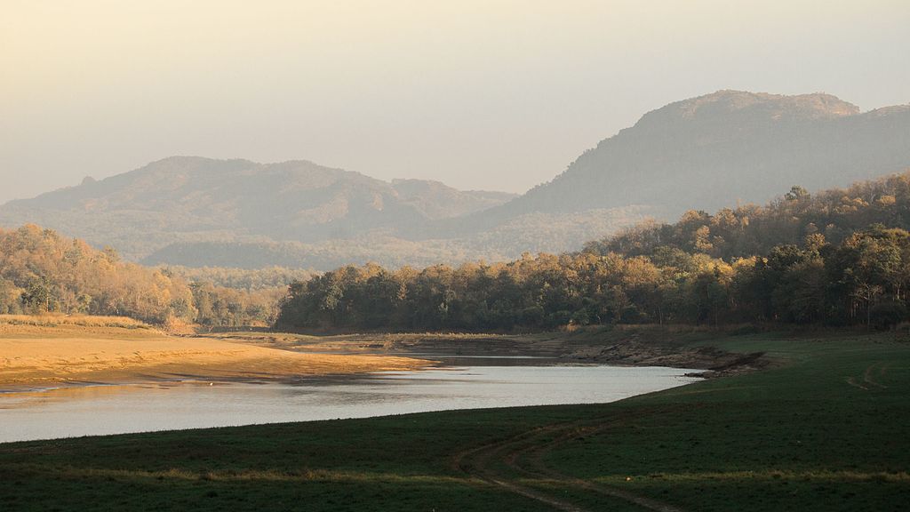 tourist spots at pachmarhi