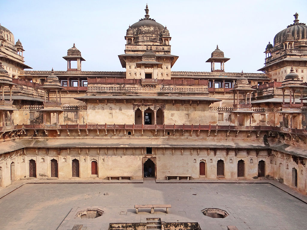 Jehangir Mahal - Places to visit in Orchha