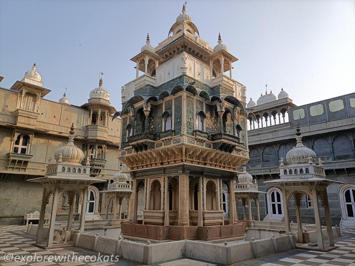 Ek Thambia Mahal, Udai Bilas Palace