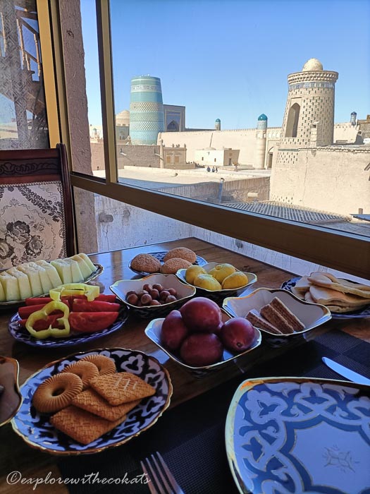 Breakfast with a view_Hotels in Khiva