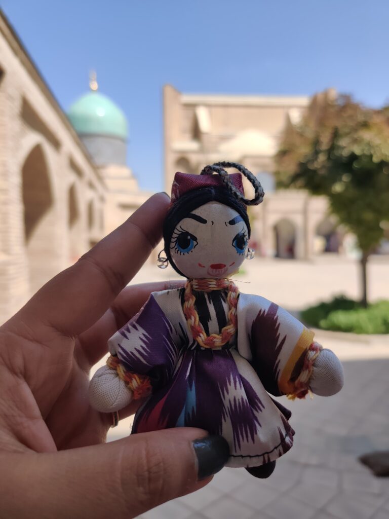 Uzbek dolls
