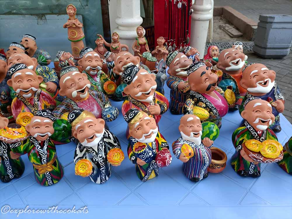 Souvenirs to buy from Uzbekistan - Ceramic Figurines