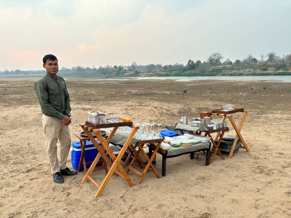 Sundowner at Tawa River, Madhya Pradesh