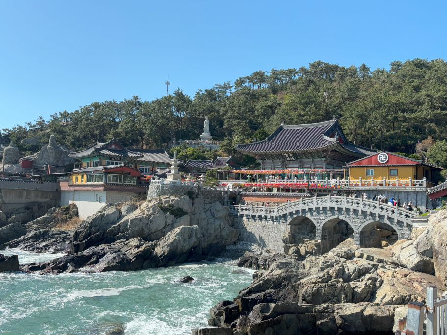 Haedong Yonggungsa Temple_One day in Busan