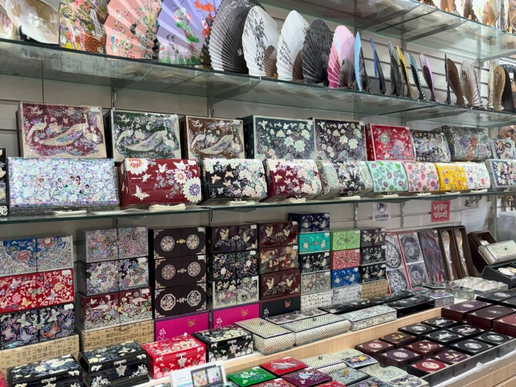 Mother-of-pearl inlay work products