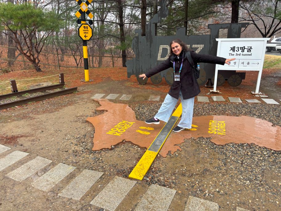 Photo-ops near Third infiltration tunnel
