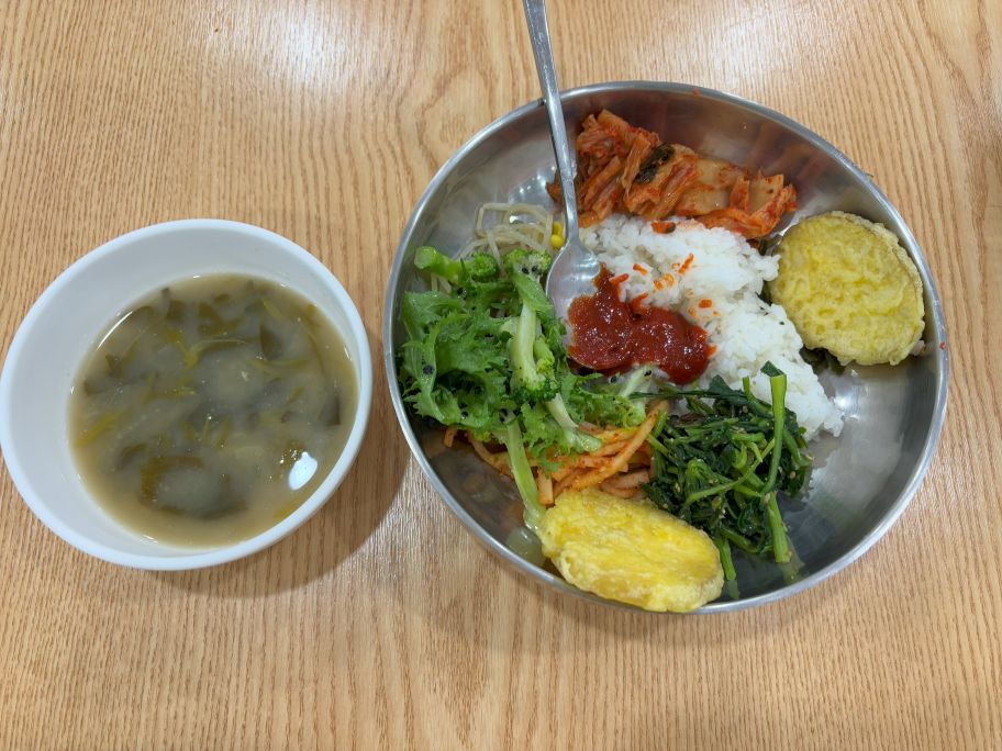 Vegan dinner served at Beomeosa temple stay