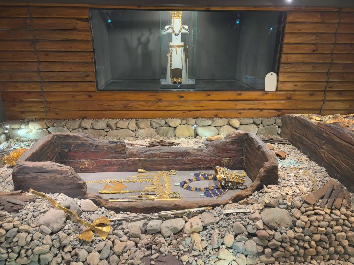 Daereungwon Tomb Complex display_Things to do in Gyeongju