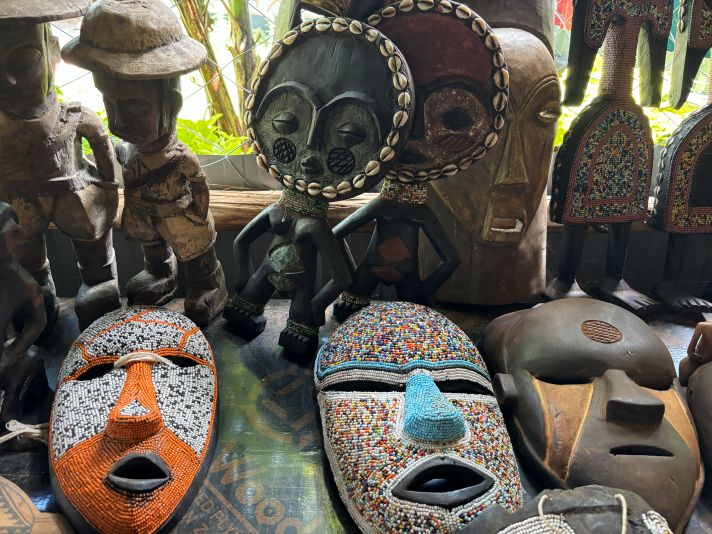 Tribal masks from Kenya | Souvenirs from Kenya