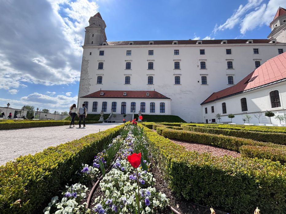 Bratislava castle garden