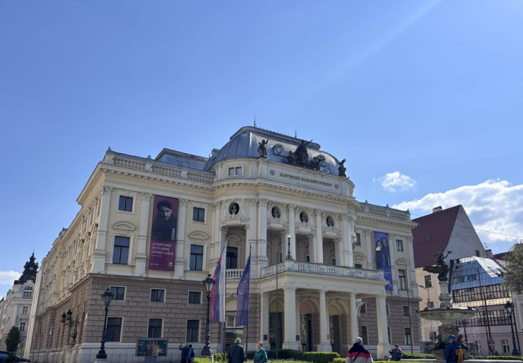 Slovak National Theatre_One day in Bratislava