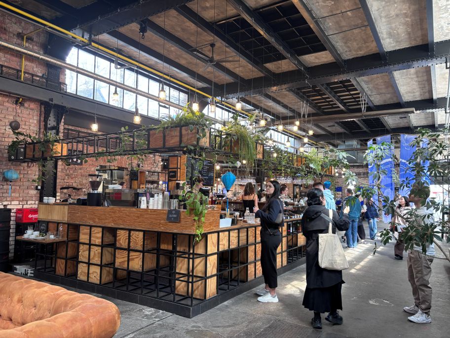 VNitro Block cafe in Praha 7