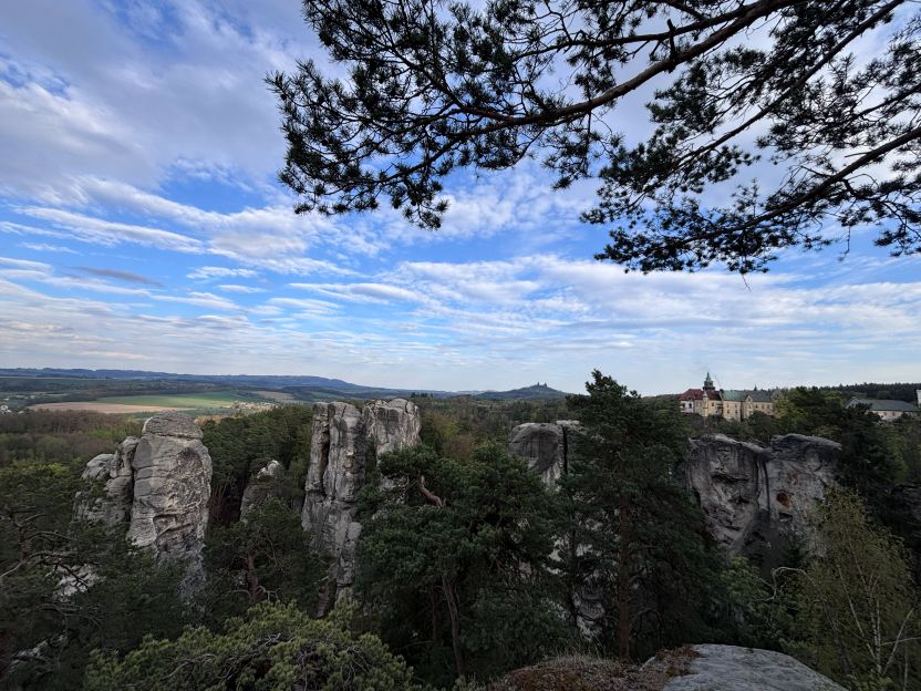 Marian Viewpoint – View of Hrubá Skála Castle loop from Karlovice